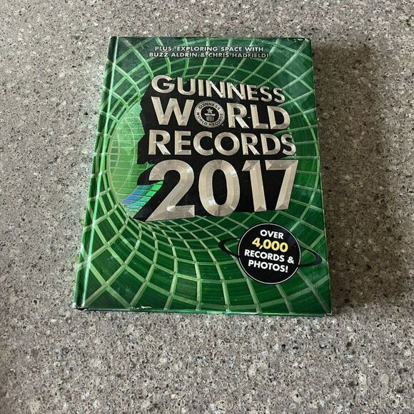 Guinness World Record Books 2015 2016 2017‎ Lot Of 4 Hardcover - Picture 6 of 7